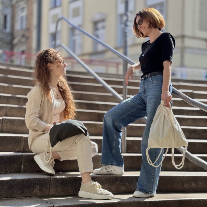 PLECAK BAWEŁNIANY IH 250g 360x440 CZARNY